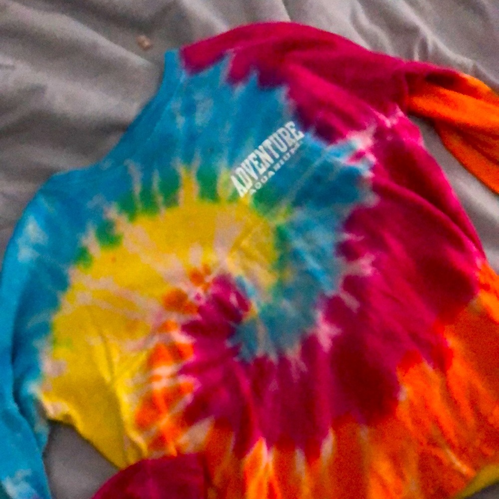 Tie-dye long sleeve